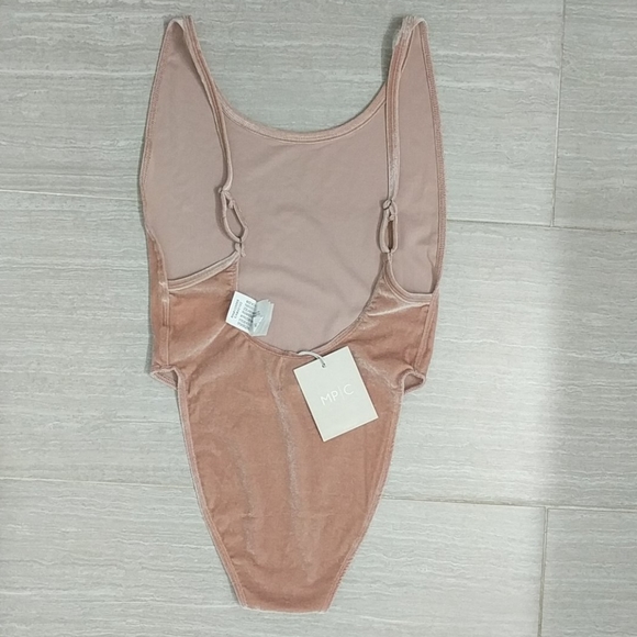 MP/C Dusty Rose Tank Plunge Velvet Bodysuit - Picture 6 of 6